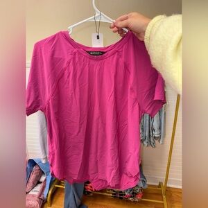 Athleta Fuchsia Short Sleeve Tee